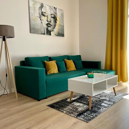 Apartament Pirat Ostroda Bagian luar foto